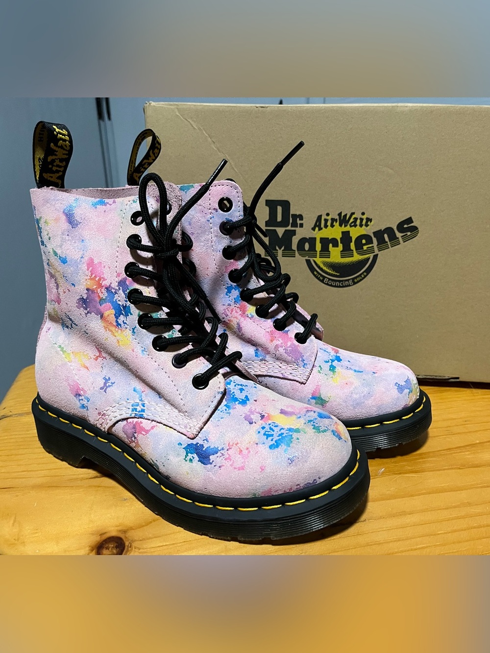New Dr Martens 1460 Suede Pink Pascal Rainbow Burst Pastel Baby Leather Box NWT